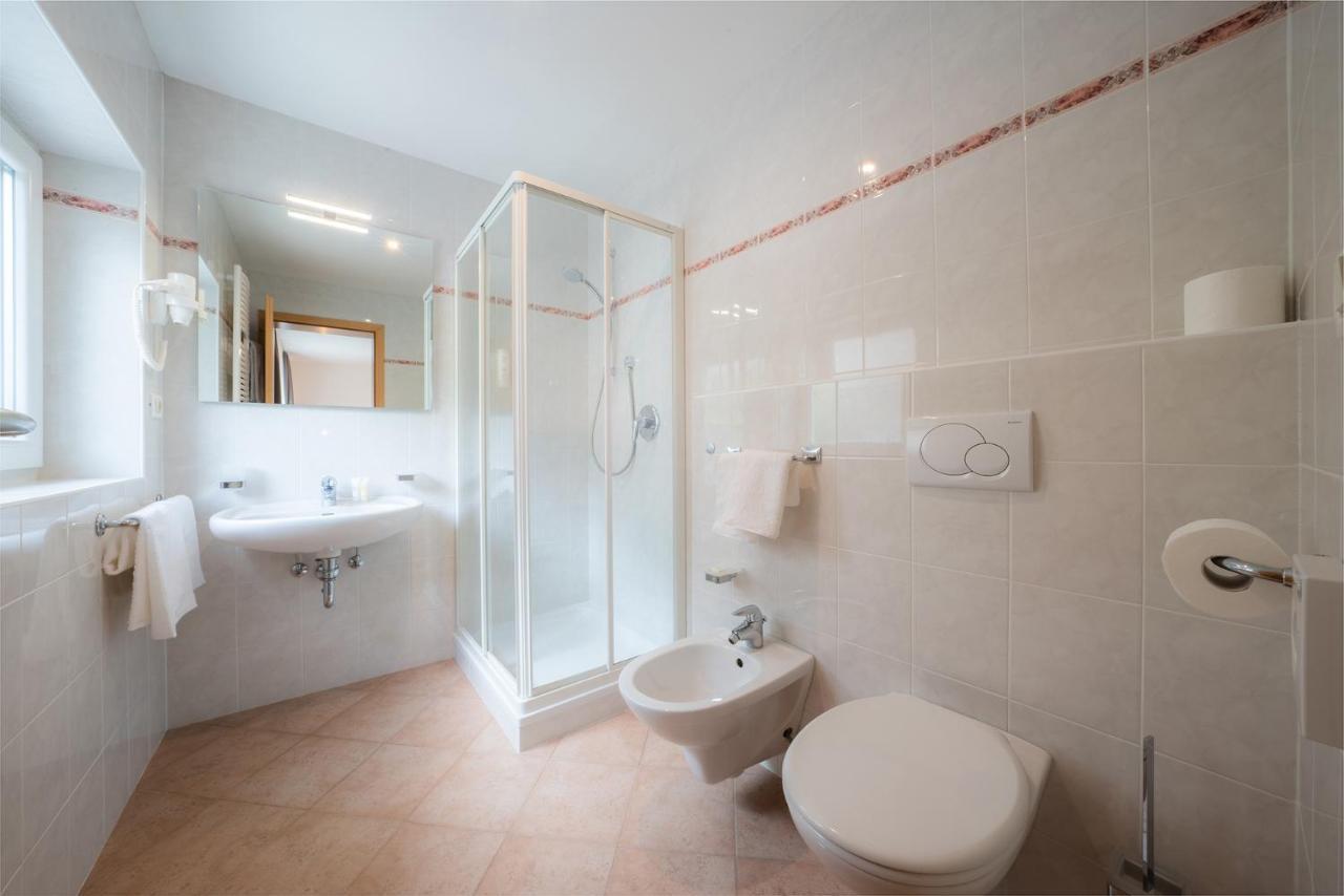 Hotel Monte44 Selva di Val Gardena Eksteriør bilde