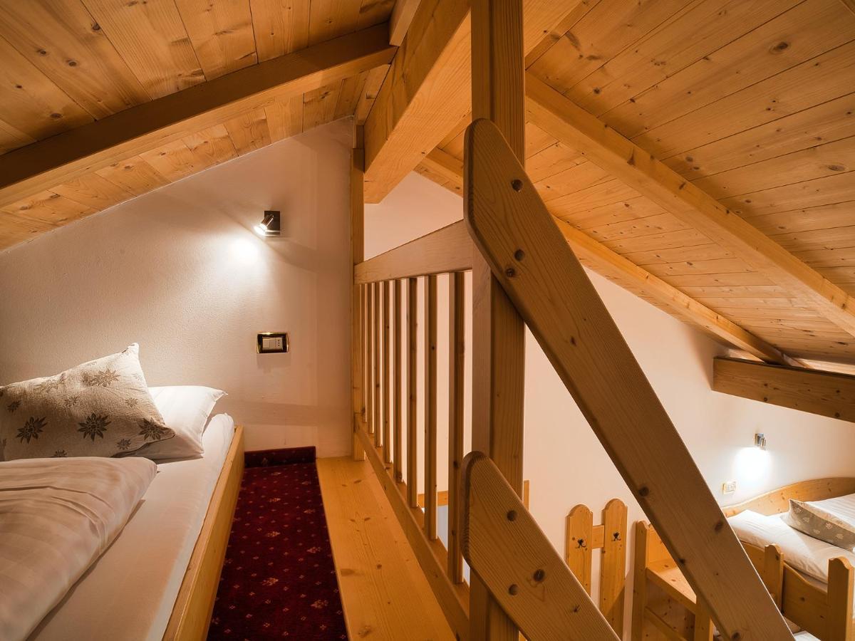 Hotel Monte44 Selva di Val Gardena Eksteriør bilde